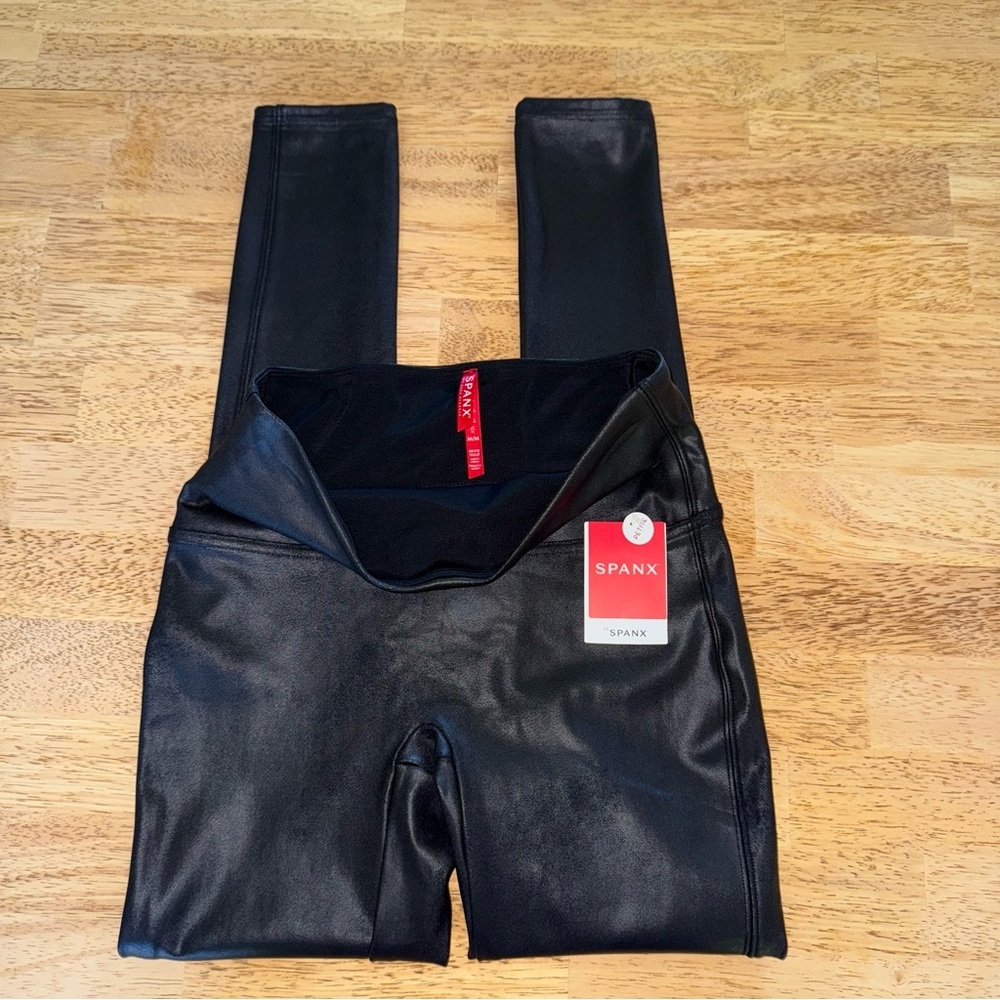 SPANX Black Faux Leather Leggings Petite Medium New Whimsigoth Rocker